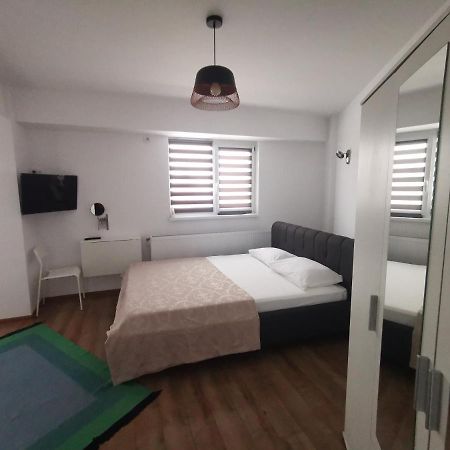 Michael Apartment Galati  Exterior photo