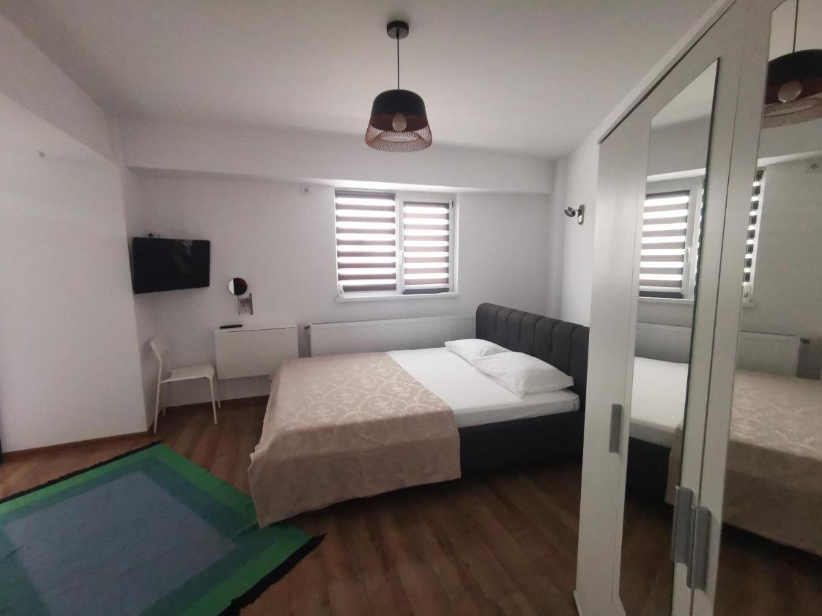 Michael Apartment Galati  Exterior photo